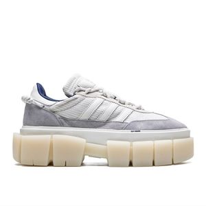 NEW Ivy park Super Sleek Chunk Women's 9.5
